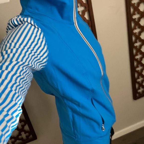 Lululemon Daily Yoga Jacket Beaming Blue Size 8 - Picture 2 of 10